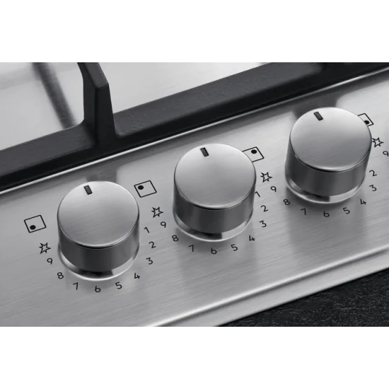 AEG Piano Cottura da Incasso Inox 75 cm: Scegli il Massimo del Comfort!