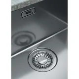 Стойкость и утонченность: откройте для себя ванну Franke MYTHOS MYX 210-50 INOX SATI NATO для филантропов и полуфаильных установ