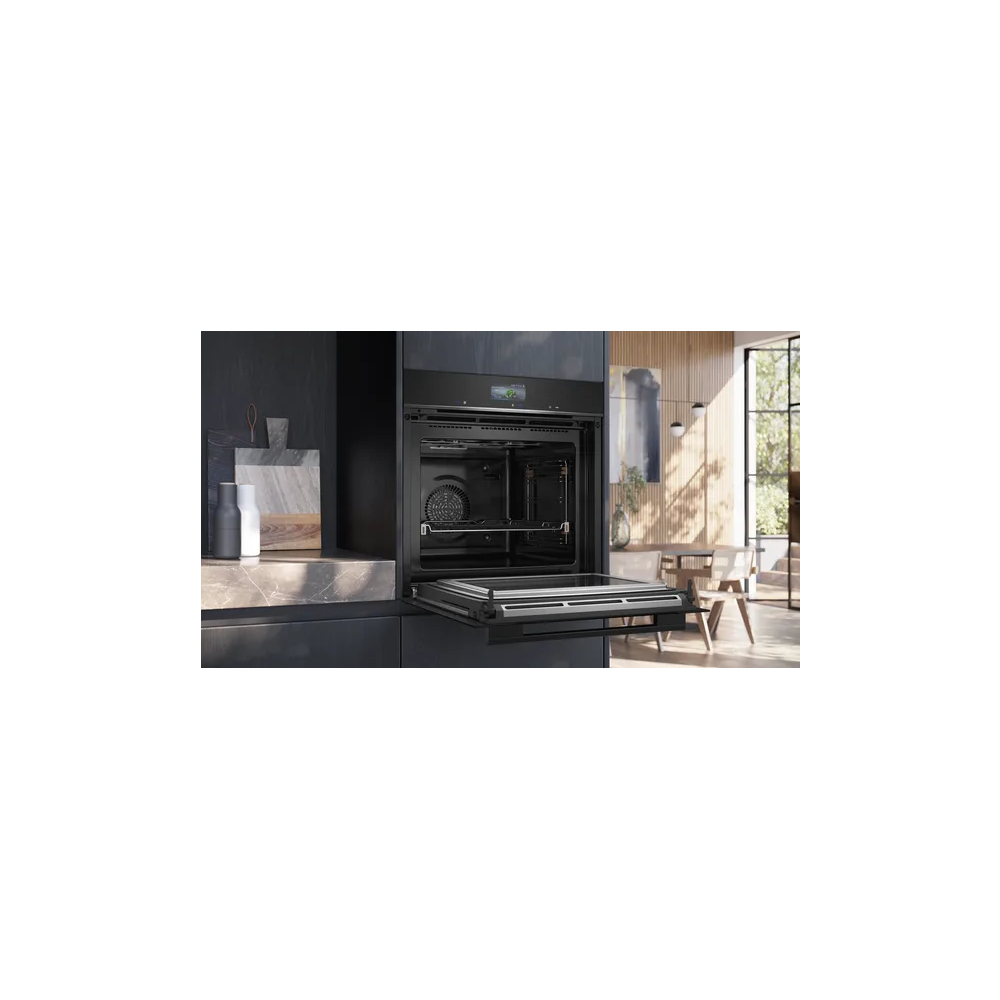 Refined combined oven with built-in microwave Siemens HM776GKB1 iQ700 Black 60 x 60 cm for classy and stylish kitchens.