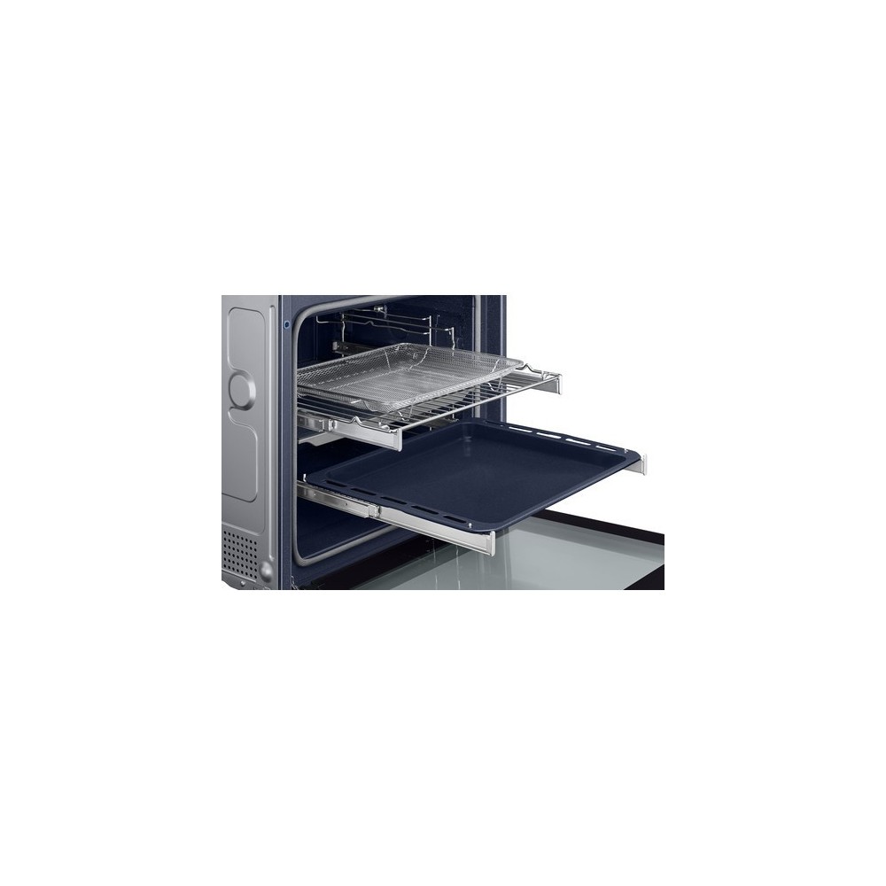 Samsung BESPOKE NV7B7977CBK Double deck steam oven - Professional cooking.