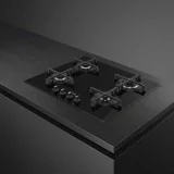 "Smeg 60 cm aro profesional de cristal negro"