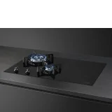 "«Индукционный шланг и газ Смег 75 см в профессиональном черном кристалле»"