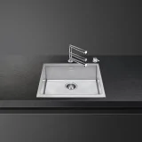 "Avant-garde technology: Mixer Under Window with Removable shower - SMEG.