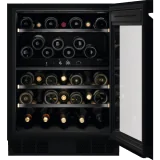 "Cantine Vino AEG: Scopri la Praticità di 40 Bottiglie in 5 Ripiani!" NSW8D826GT