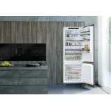 Frigorifero Combinato Siemens 75 cm con Porta SoftClosing per Performance Durevoli!