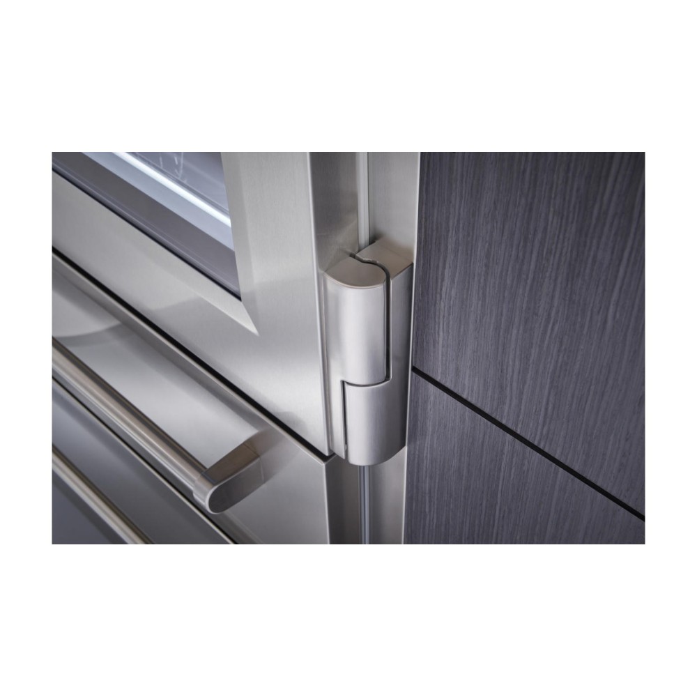 Stainless Steel Refrigerator/Freezer with Icemaker: A Professional Solutions without Pari!