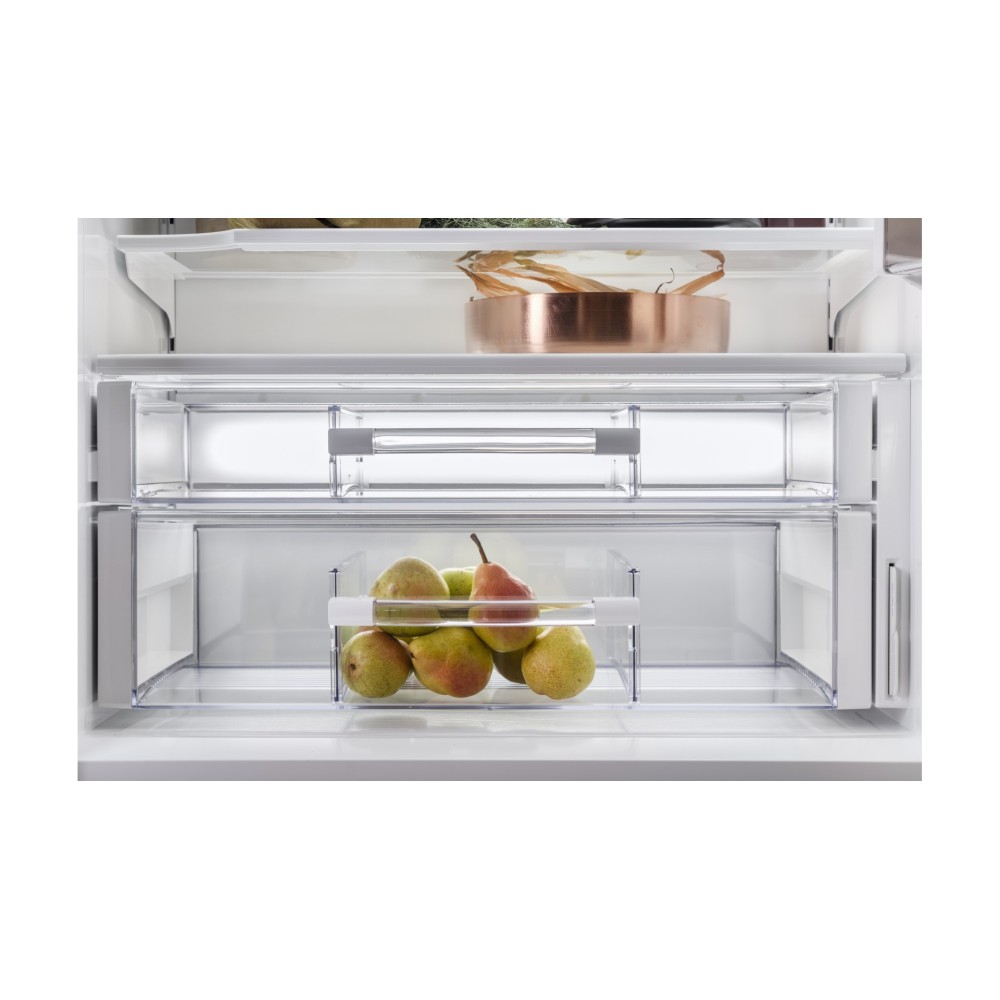 Puerta de frigorífico con dispensador de agua Filtrata.