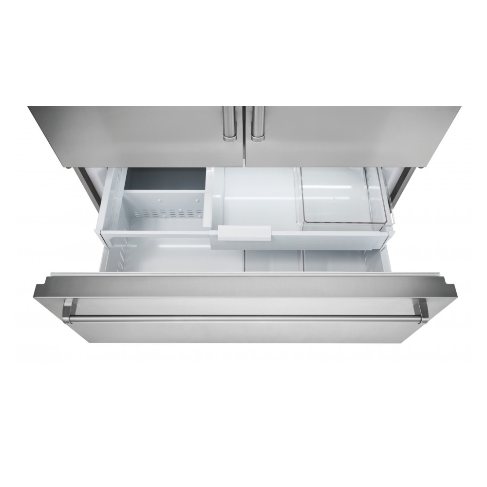 Réfrigérateur trois portes de 120 cm de large avec machine à glaçons