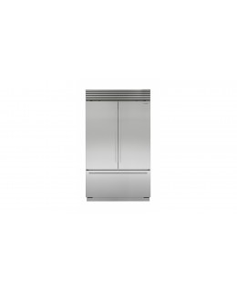 réfrigérateur/congélateur trois portes avec machine à glaçons et distributeur d'eau interne