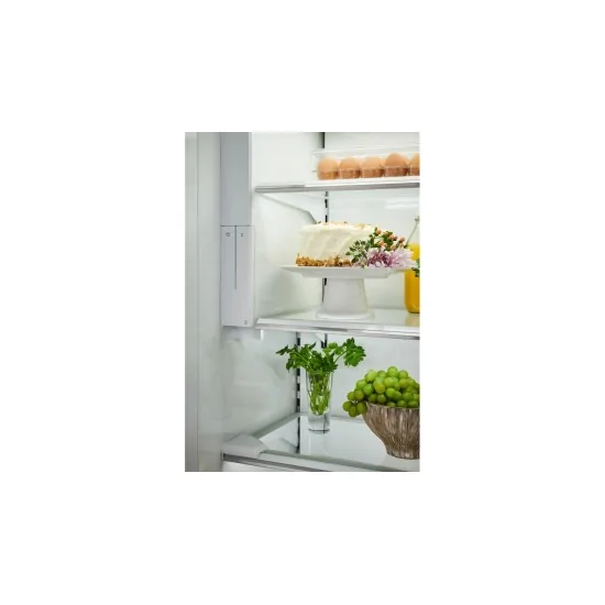 Frigo lado-By-Side con hielo y agua filtrada.