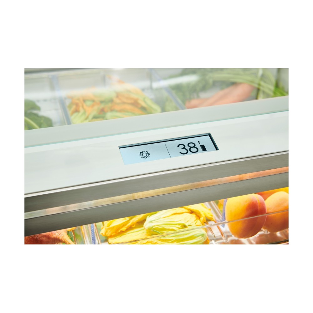 Sub-Zero Column Fridge/Freezer: Ice Maker, Internal Dispenser.