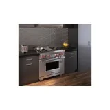 Cocina 4 Fuochi + teppanyak con Oven Dual Fuel Sub-Zero Wolf