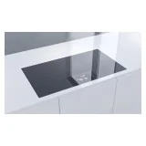 Fullflex 电磁炉：6 个区域，实现最大的多功能性。.