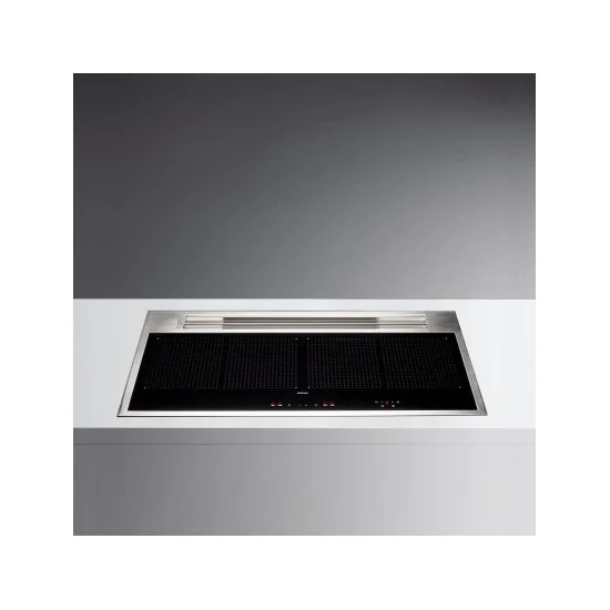 Falmec Sintesi inox: das Induktionskochfeld mit integrierter Dunstabzugshaube, das Stil und Funktionalität vereint