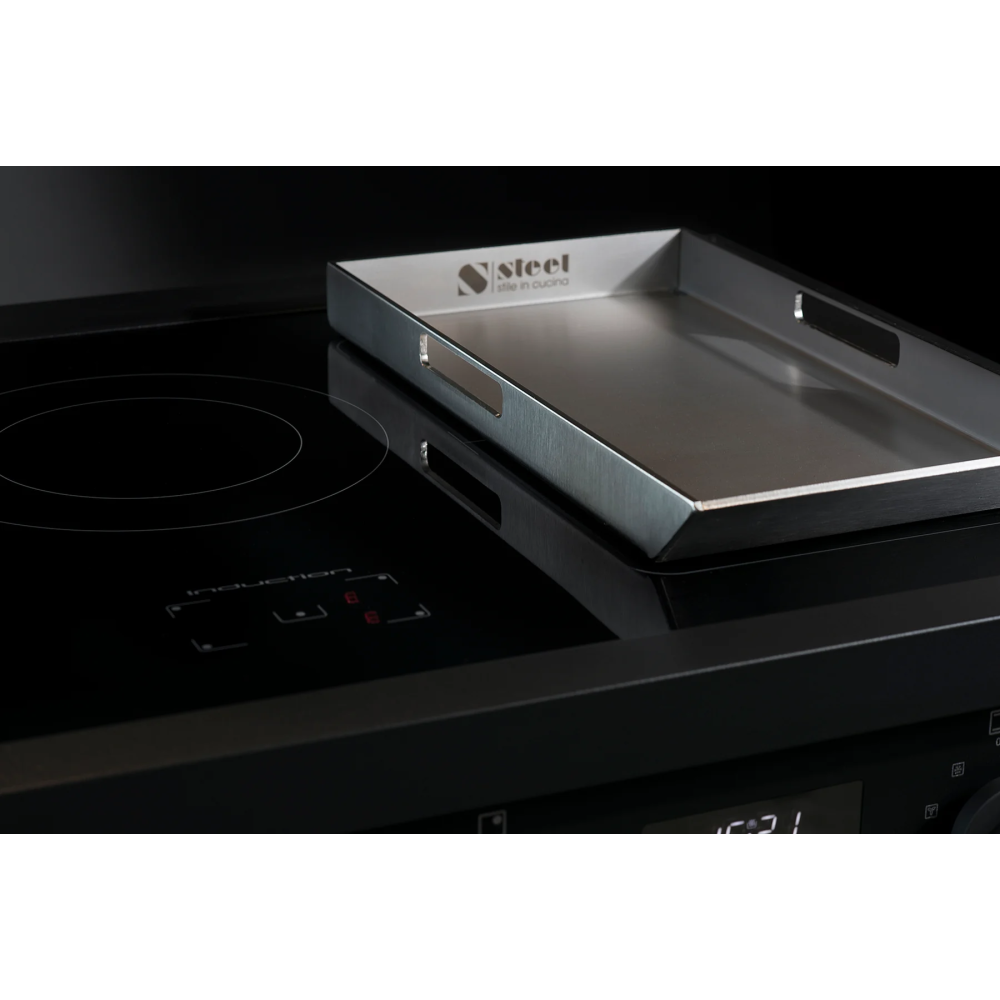 Cucina da accosto Steel EQ10FF-5FI NF Enfasi: design minimalista e tecnologia avanzata