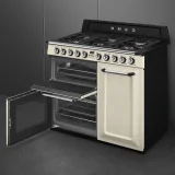 "Cook in style with the Smeg 100x60cm gas cooker - Cream".
