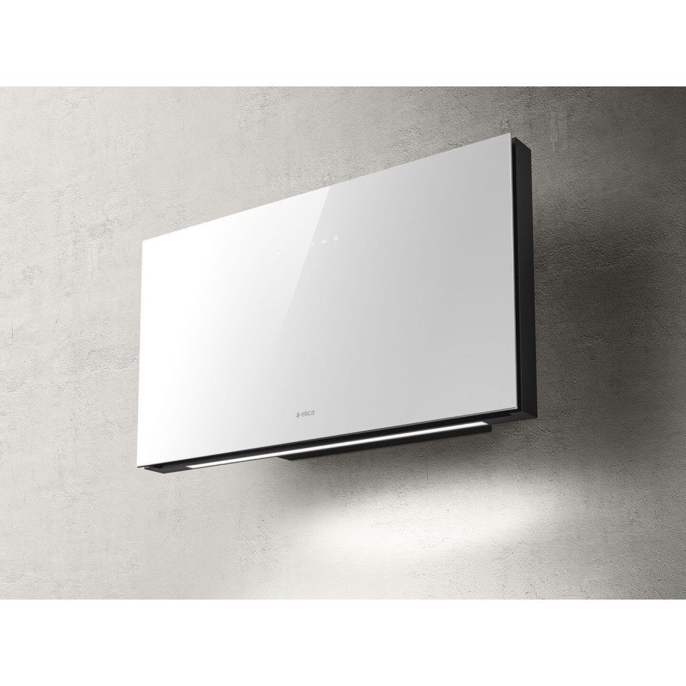 Cappa da parete Elica PLAT: design elegante e prestazioni elevate