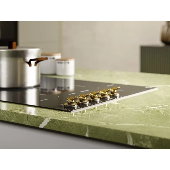 Ilve: 90 cm induction hob in glass ceramic with knobs - Exclusive Cooking Experience!