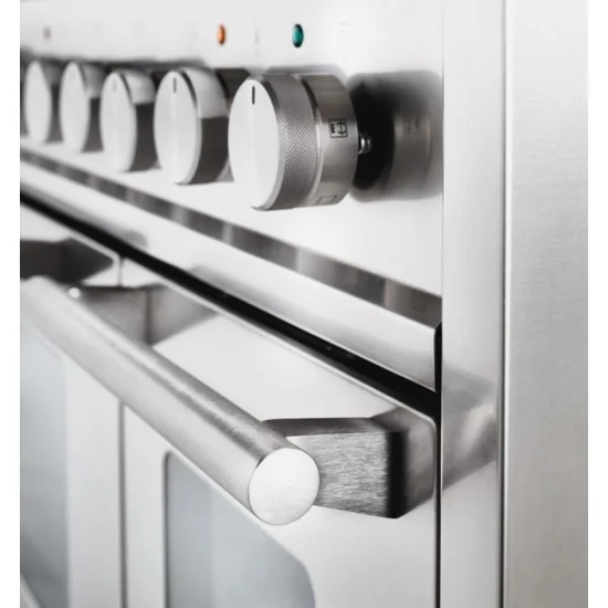 Descubra la cocina fácil y elegante con la cocina Ilve ¡P06W!