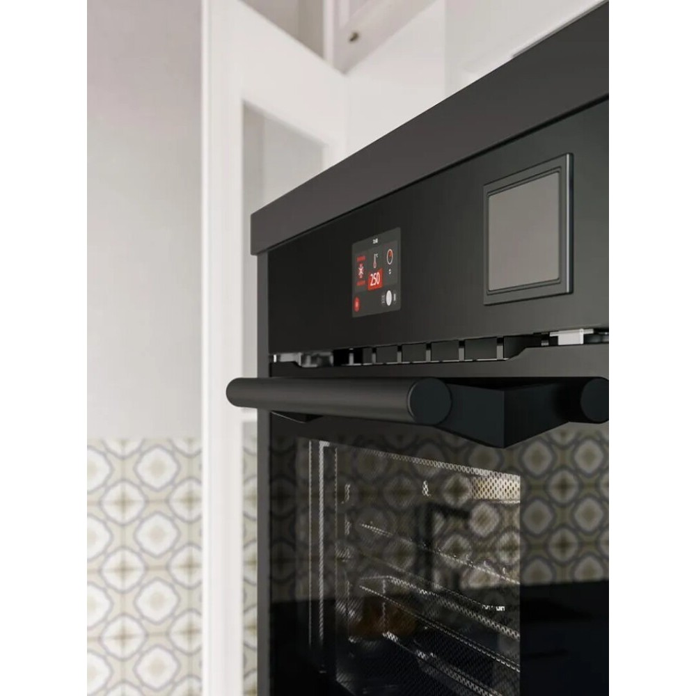 ILVE CSTAR/BK Black Star Column 配备 Ultracombi 烤箱和速冻机