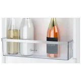 Neff Einbaukühlschrank 60 cm: NOFROST, flache Scharniere