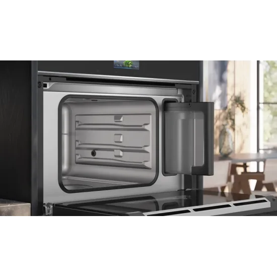 Scopri la versatilità del forno compatto a vapore da incasso 60 x 45 cm Nero di Siemens
