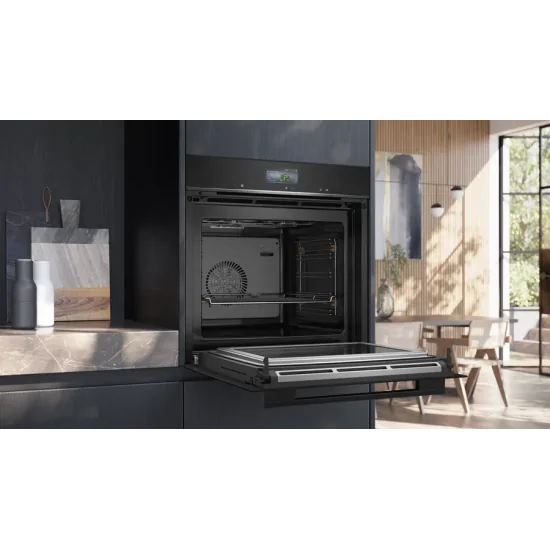 Scopri il nuovo iQ700: Forno combinato con microonde da incasso 60 x 60 cm Nero HM736G1B1 di Siemens - Perfetto per cucinare in