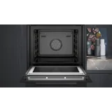 Scopri il nuovo iQ700: Forno combinato con microonde da incasso 60 x 60 cm Nero HM736G1B1 di Siemens - Perfetto per cucinare in