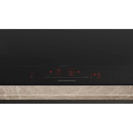 Rendimiento de lujo y elegancia con ED877HSC1E iQ500 Hob de inducción 80 cm Negro con perfil de acero inoxidable