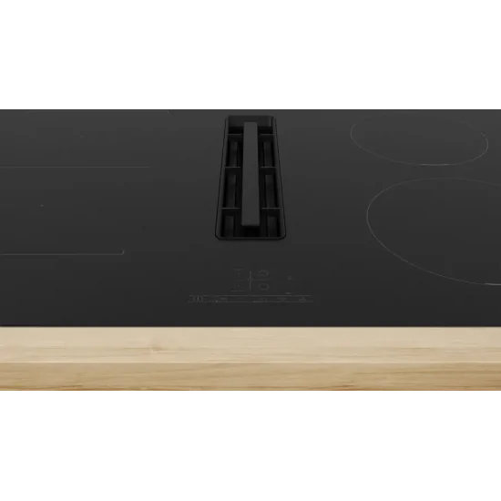 Plaque à induction aspirante Bosch PVS811B16E : cuisiner avec style, efficacité et praticité