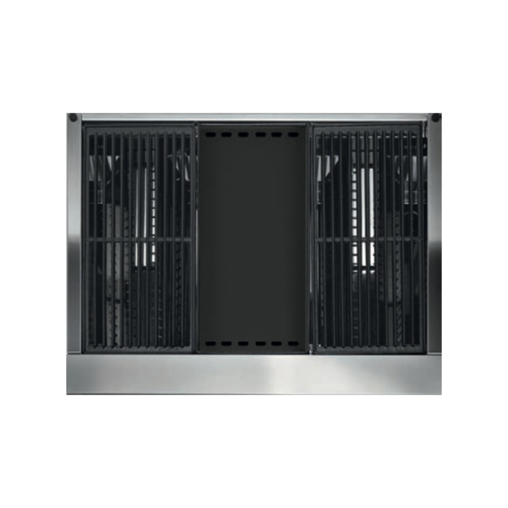 Hochwertiges kulinarisches Erlebnis im Freien mit dem 70-cm-Grill SWING W7-3 der renommierten Marke Steel Cucine.