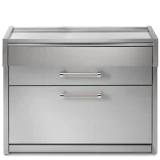 Effizienz und Eleganz für Ihre Outdoor-Küche: Entdecken Sie den G12C-P-Arbeitstisch von Steel Cucine, ideal für Grillabende und