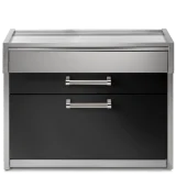 Effizienz und Eleganz für Ihre Outdoor-Küche: Entdecken Sie den G12C-P-Arbeitstisch von Steel Cucine, ideal für Grillabende und