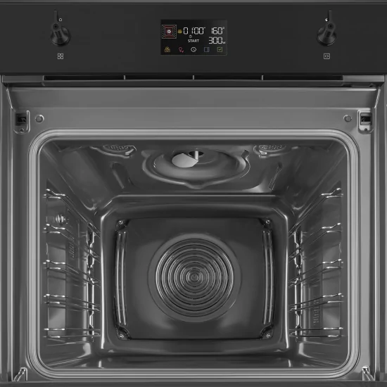 It combines tradition with modernity: Discover the SO6302M2N built-in oven by Smeg - Perfect for cooking quickly and effectively