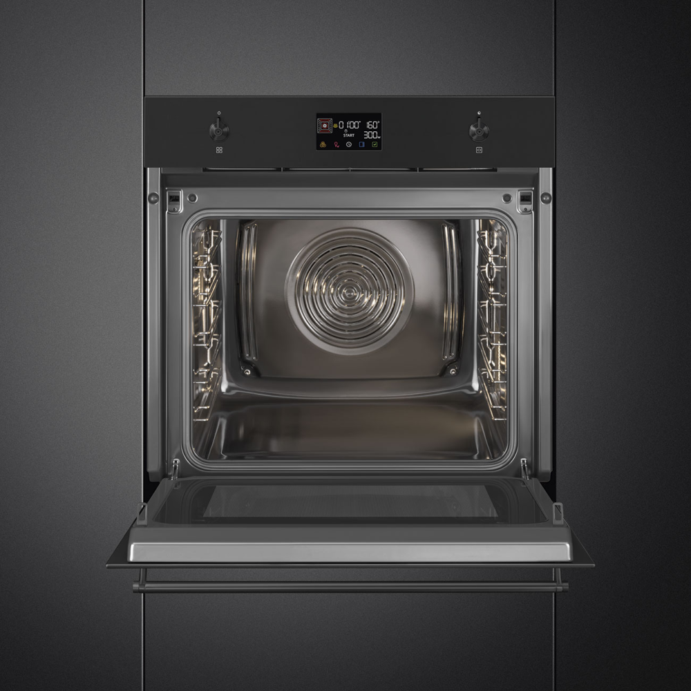 It combines tradition with modernity: Discover the SO6302M2N built-in oven by Smeg - Perfect for cooking quickly and effectively