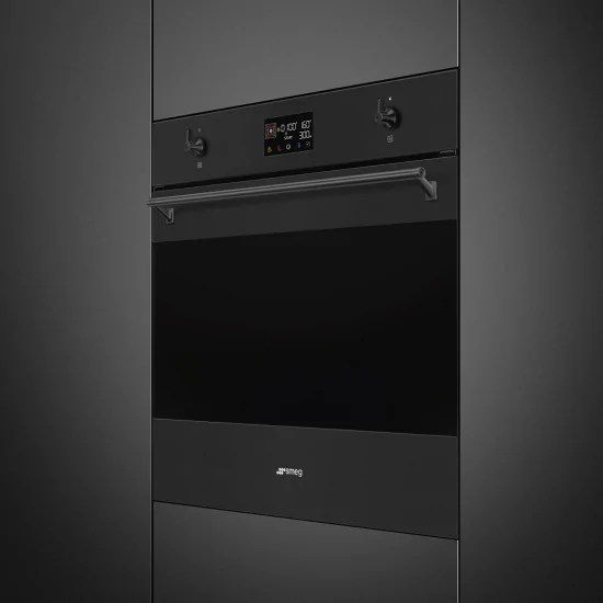 Il allie tradition et modernité : Découvrez le four encastrable SO6302M2N de Smeg - Parfait pour cuisiner rapidement et efficace