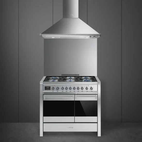 Cuisine 100x60 avec cuisinère à gaz A2-81 et four thermoventilé: un excellent choix pour votre cuisine moderne!