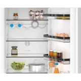 Bosch KIN96VFD0 : le réfrigérateur combine l'argenterie avec la cerniera piatta, élégante et compacte pour une cuisine parfaitem