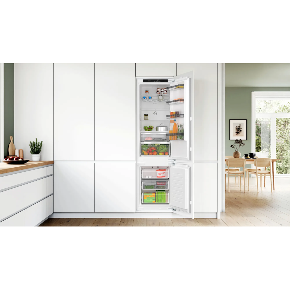 Bosch KIN96VFD0: the fridge is combined with a small plate, elegant and suitable for a perfectly organized kitchen.