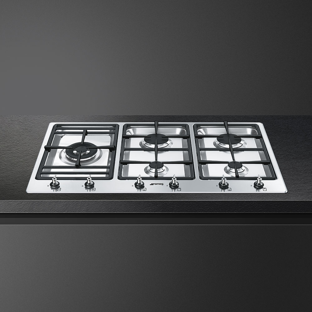 Elevate il vostro stile culinario con Smeg: Scoprite la versatilità del Piano di cottura PS906-5 Incasso Semifilo da 90 cm.