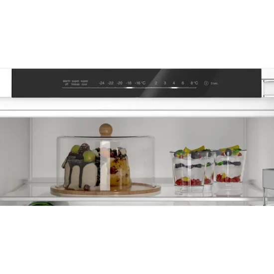 KI96NVFD0 Frigorifero combinato Porta con cerniera piatta