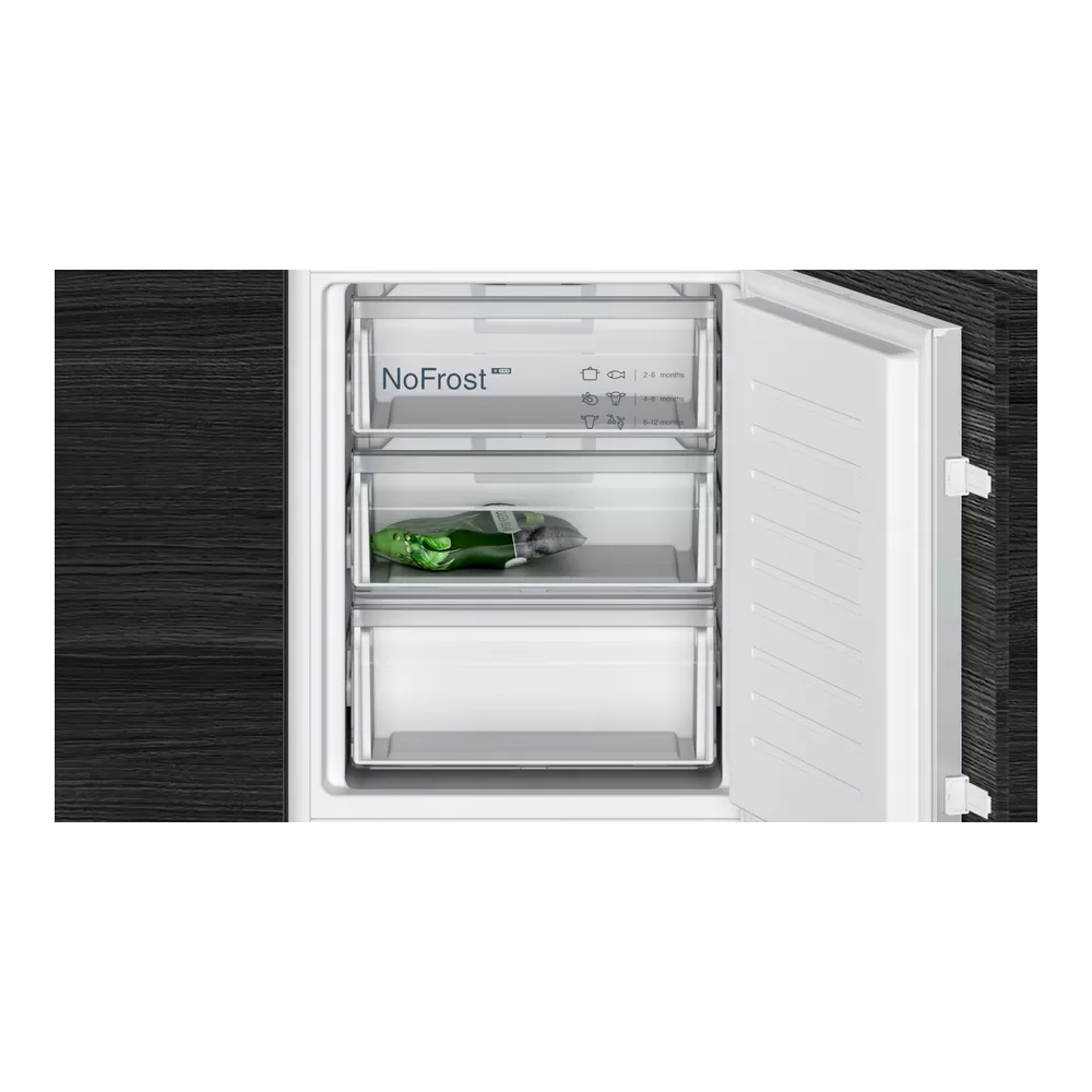 KI86NNSE0 Frigorifero combinato Porta a traino