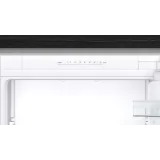 KI86NNSE0 Frigorifero combinato Porta a traino