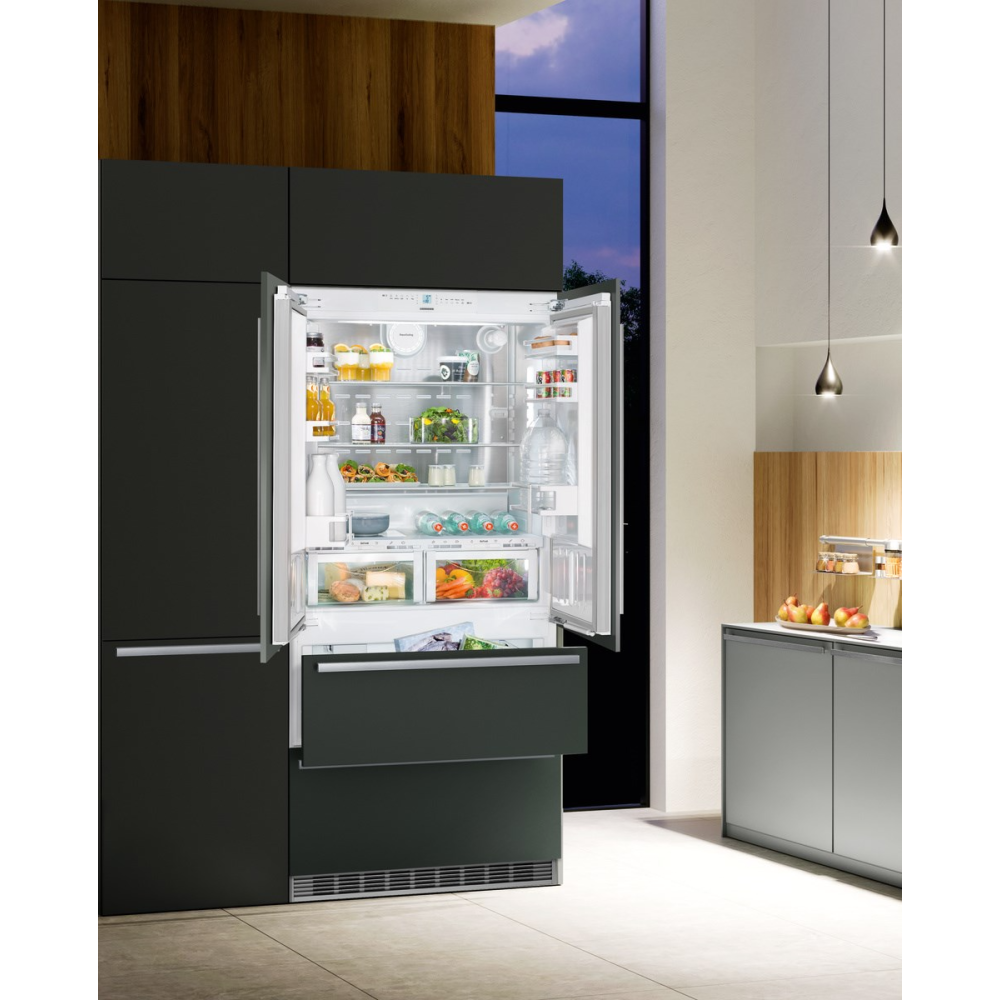 Refrigerator Liebherr ECBN 6256: Freshness and Conservation Perfect with BioFresh and NoFrost