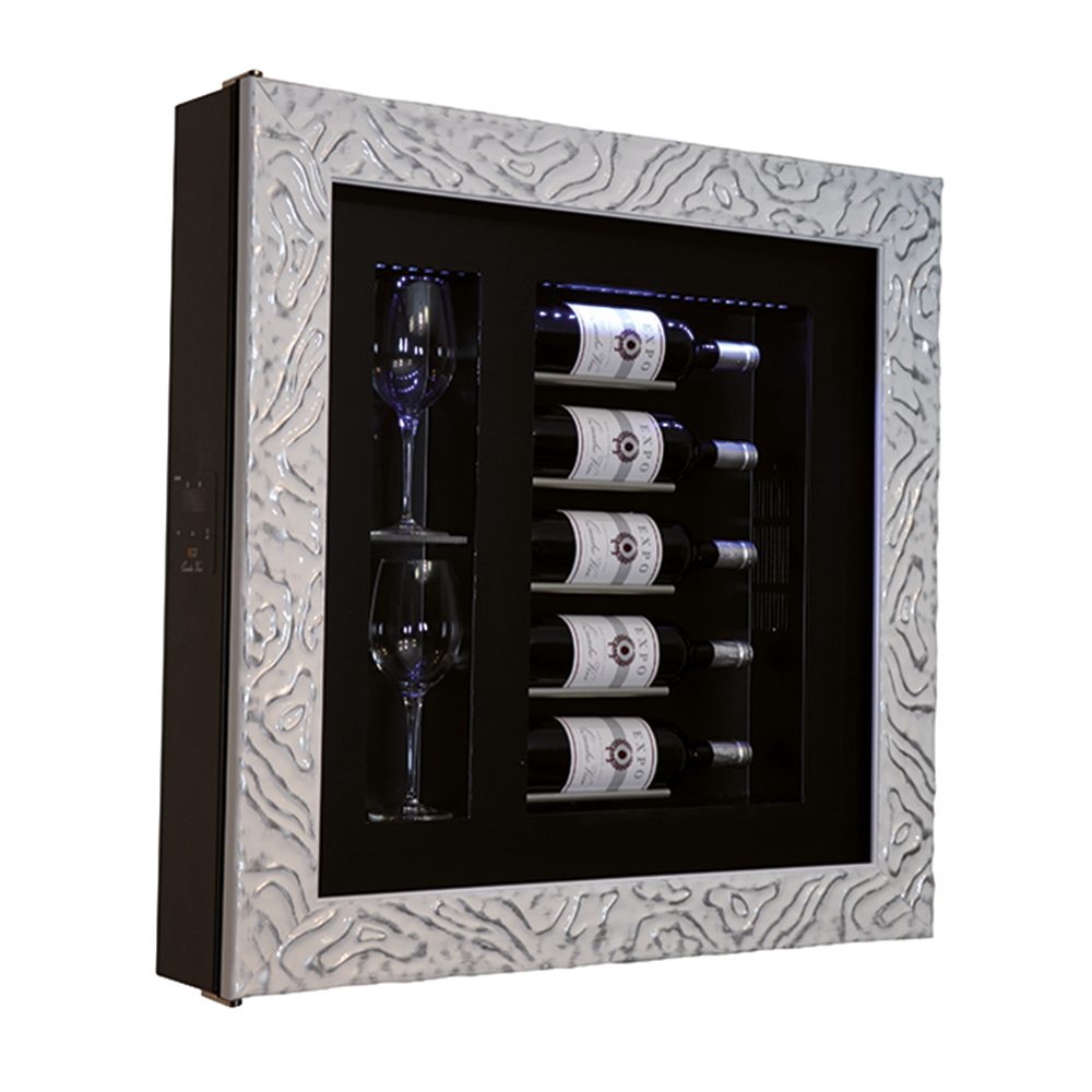 Quadro Vino n. 52: Innovative Design for Wine Conservation