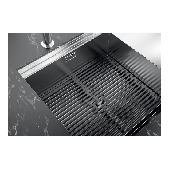 The sink Foster Milanello Rame: Elegance and Durability in Kitchen