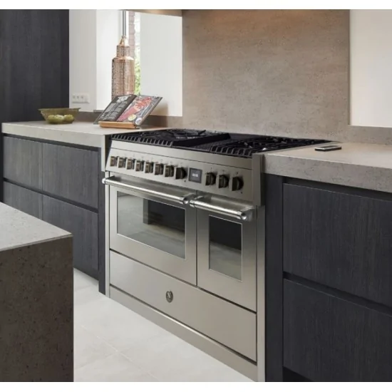 Steel GQ10SF: Cuisine haut de gamme avec four vapeur combiné