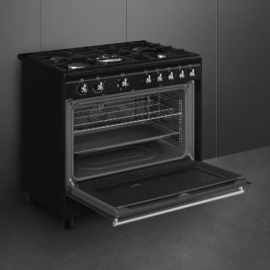 "Forno elettrico multifunzione Smeg CX91GMBL"