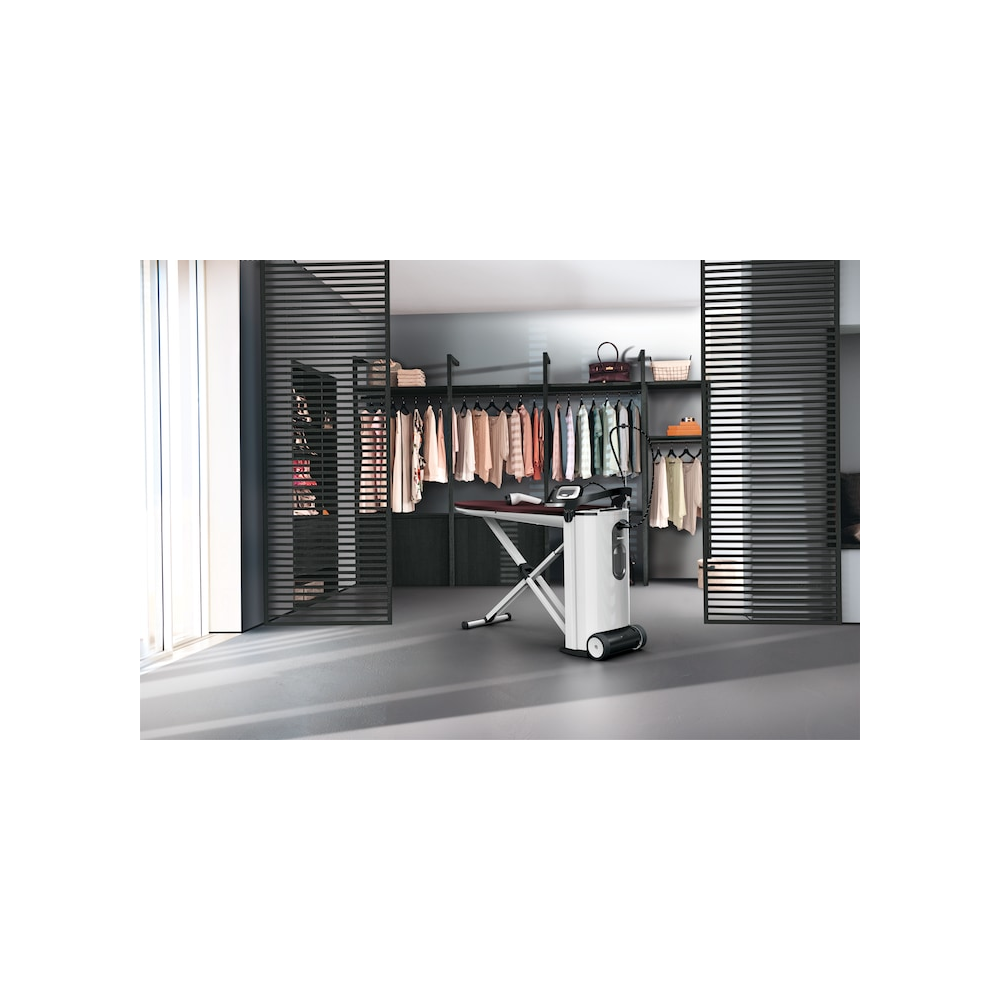 "Funzione soffiaggio del sistema stirante Miele B 4847"