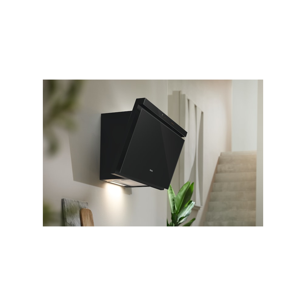 "Design elegante della cappa Miele DAH 4970"